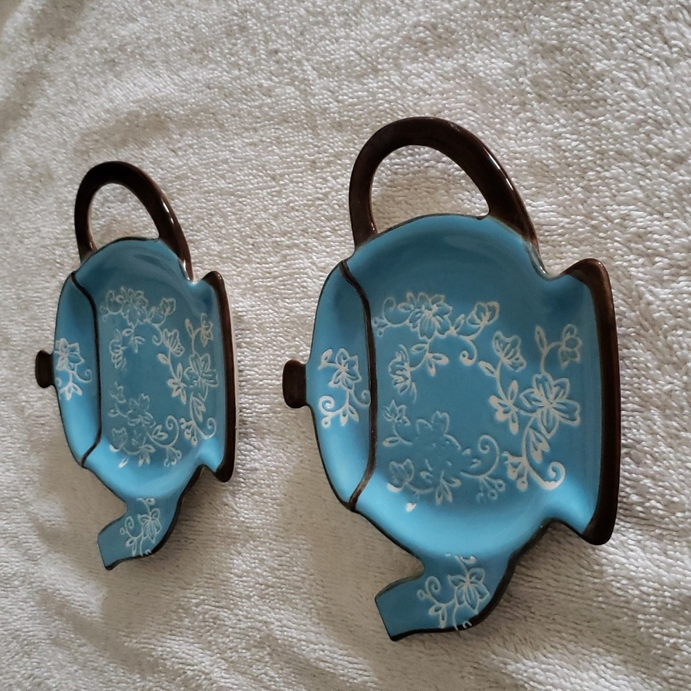 Trinket holders